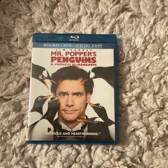 Mr. Poppers Penguins  Blu- Ray + DVD + Digital Copy - Picture 4 of 5